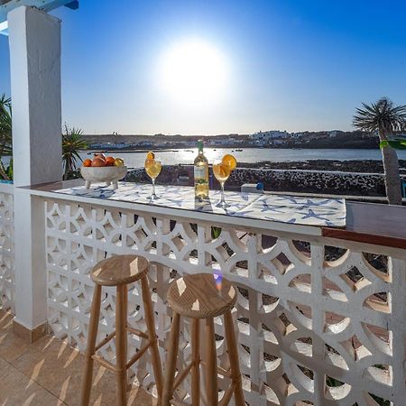 Beachfront Two Bedrooms House Casa Toral Majanicho Exterior foto