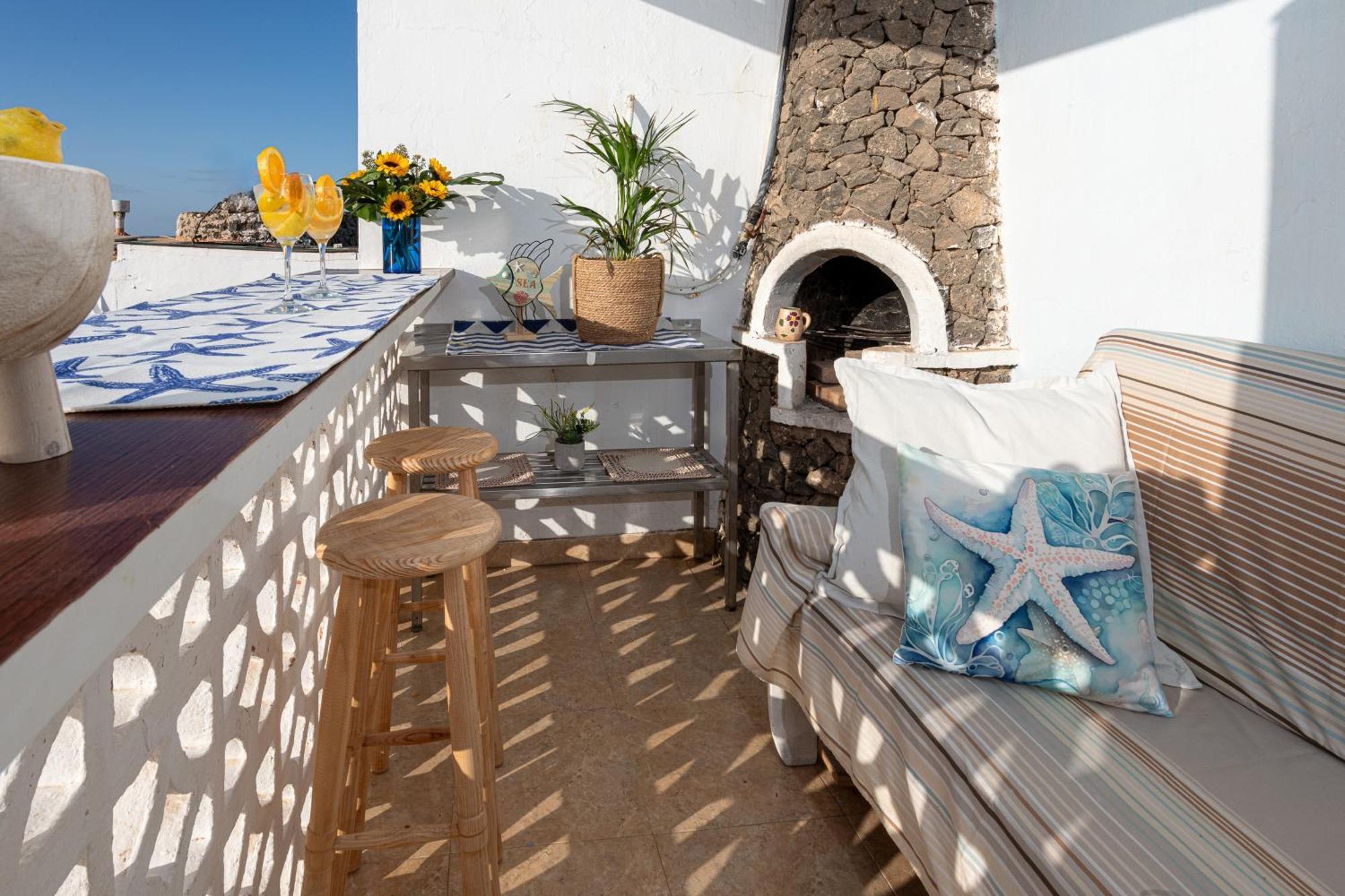Beachfront Two Bedrooms House Casa Toral Majanicho Exterior foto